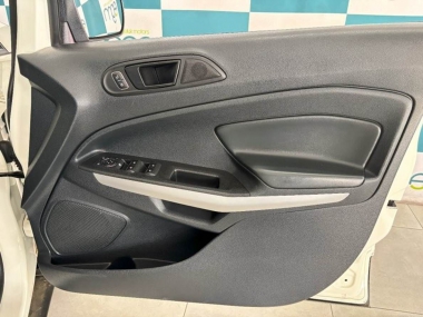 17356FordEcoSport004-th.jpg