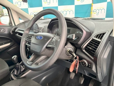 17356FordEcoSport008-th.jpg