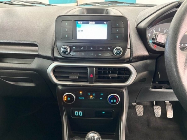 17356FordEcoSport010-th.jpg