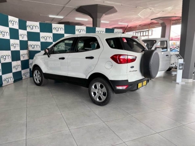 17356FordEcoSport013-th.jpg