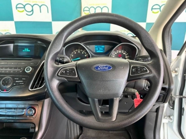 17371FordFocusEcoBoost009-th.jpg