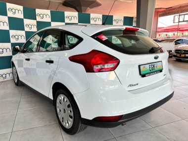 17371FordFocusEcoBoost016-th.jpg