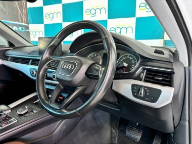 17378AudiA4010-th.jpg