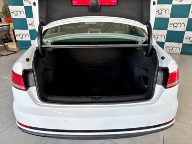 17378AudiA4020-th.jpg