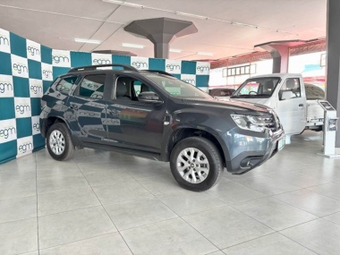 17385RenaultDuster001-1-th.jpg