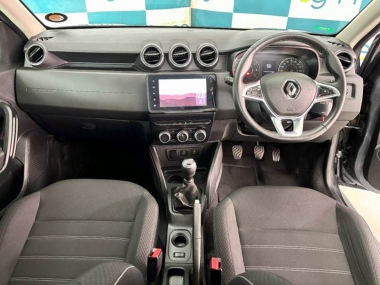 17385RenaultDuster008-th.jpg
