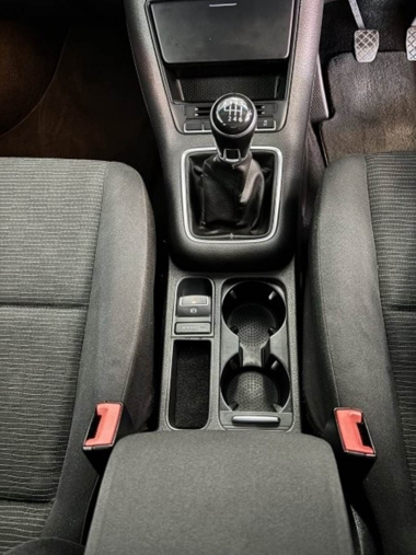 17425VWTiguanBlueMotion013-th.jpg