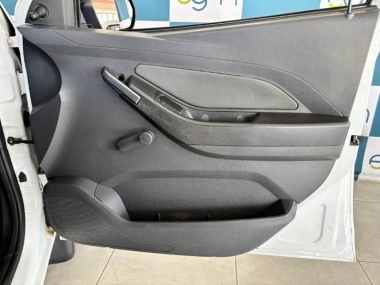 17465ChevroletUtilityAircon005-th.jpg
