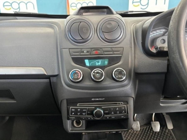 17465ChevroletUtilityAircon010-th.jpg