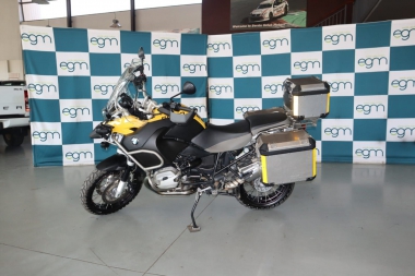 CONSBMWGS1200Adventure001-1-th.jpg