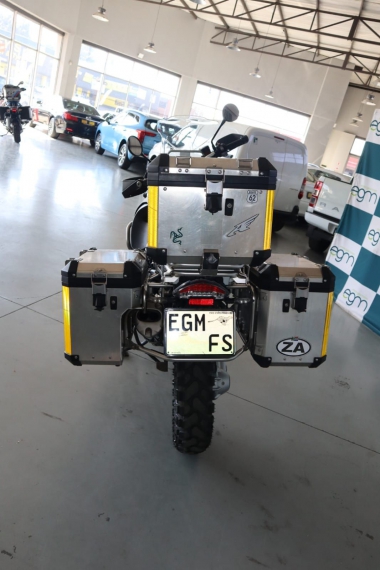 CONSBMWGS1200Adventure003-th.jpg