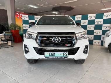 CONSToyotaHilux002-1-th.jpg