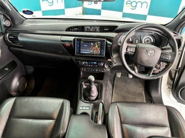 CONSToyotaHilux008-1-th.jpg
