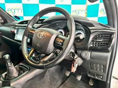 CONSToyotaHilux009-1-th.jpg