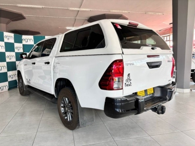 CONSToyotaHilux017-1-th.jpg