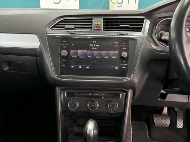 CONSVWTiguan011-th.jpg