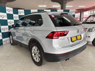 CONSVWTiguan017-th.jpg