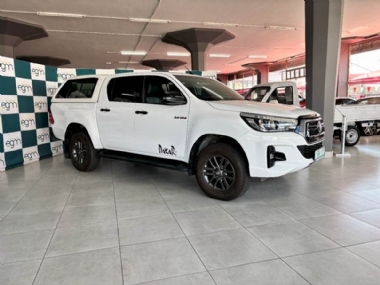 2018 Toyota Hilux 2.8 GD-6 Raider Double Cab 4x4 - ABS,AIRCON,ELECTRIC WINDOWS,LEATHER SEATS,REVERSE CAMERA,MAPS,TOWBAR,XENONLIGHTS,AIRBAGS,ALARM,CRUISE CONTROL,PARTIALSERVICERECORD,RADIO,BLUETOOTH,USB,AUX,CD,CANOPY. Finance available, trade-ins welcome, T&C'S apply!!!